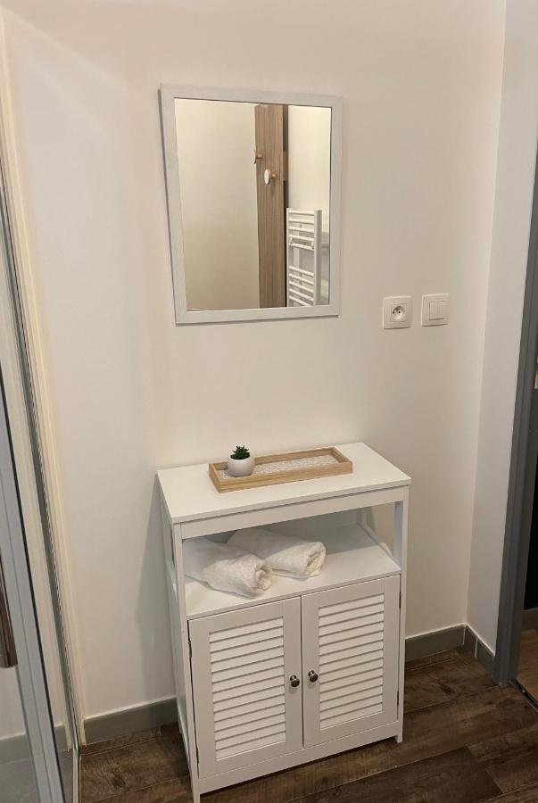 Appartement Et Garage Au Coeur De L'Isle Dış mekan fotoğraf